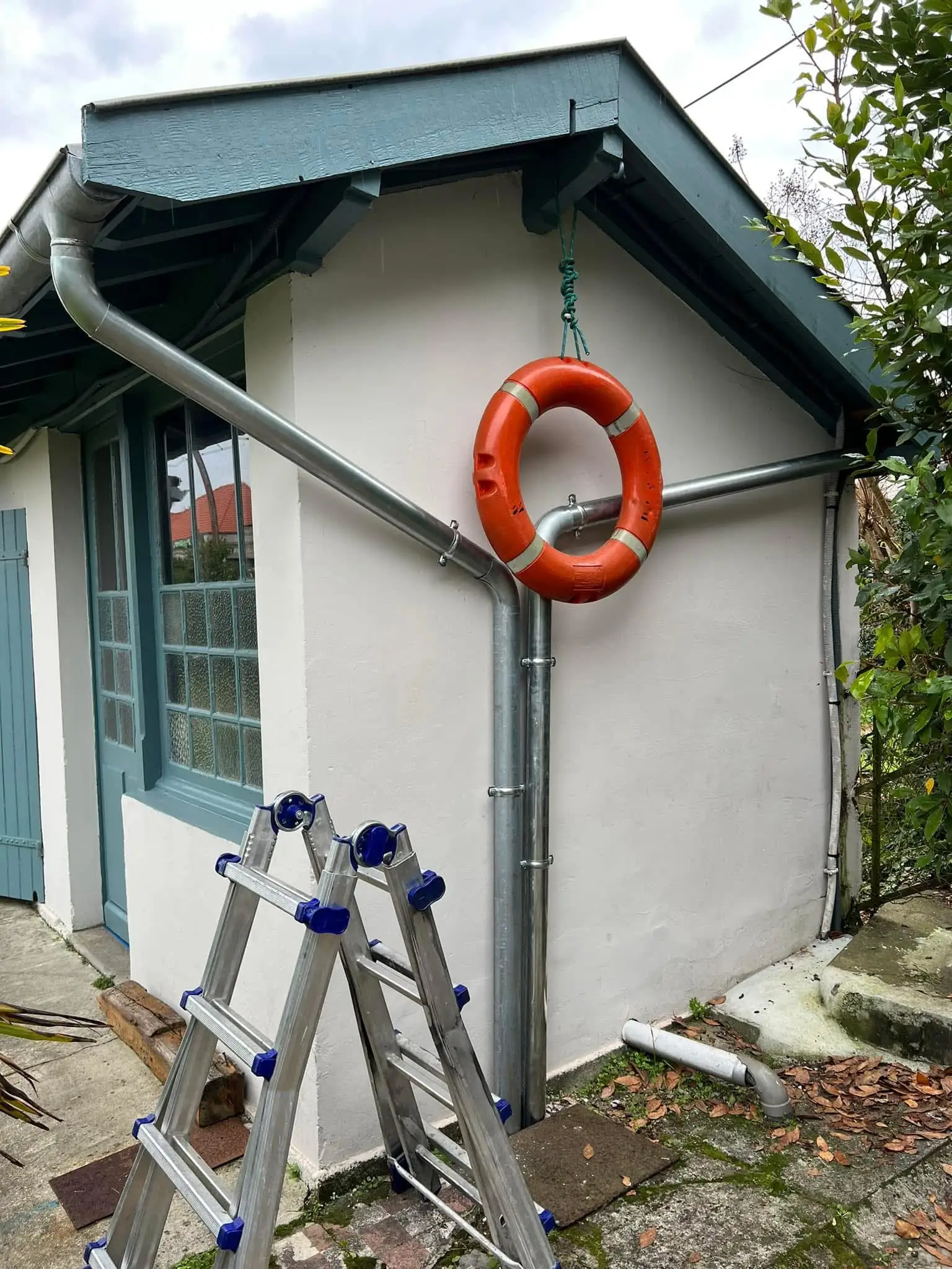 Chantier de couverture Compagnon MD, pose de tuiles neuves